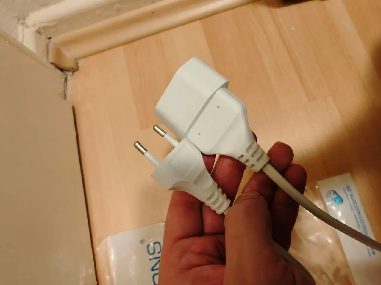 Good Connections Euro-Verlängerung Stromkabel 2m Weiß 2,5A
