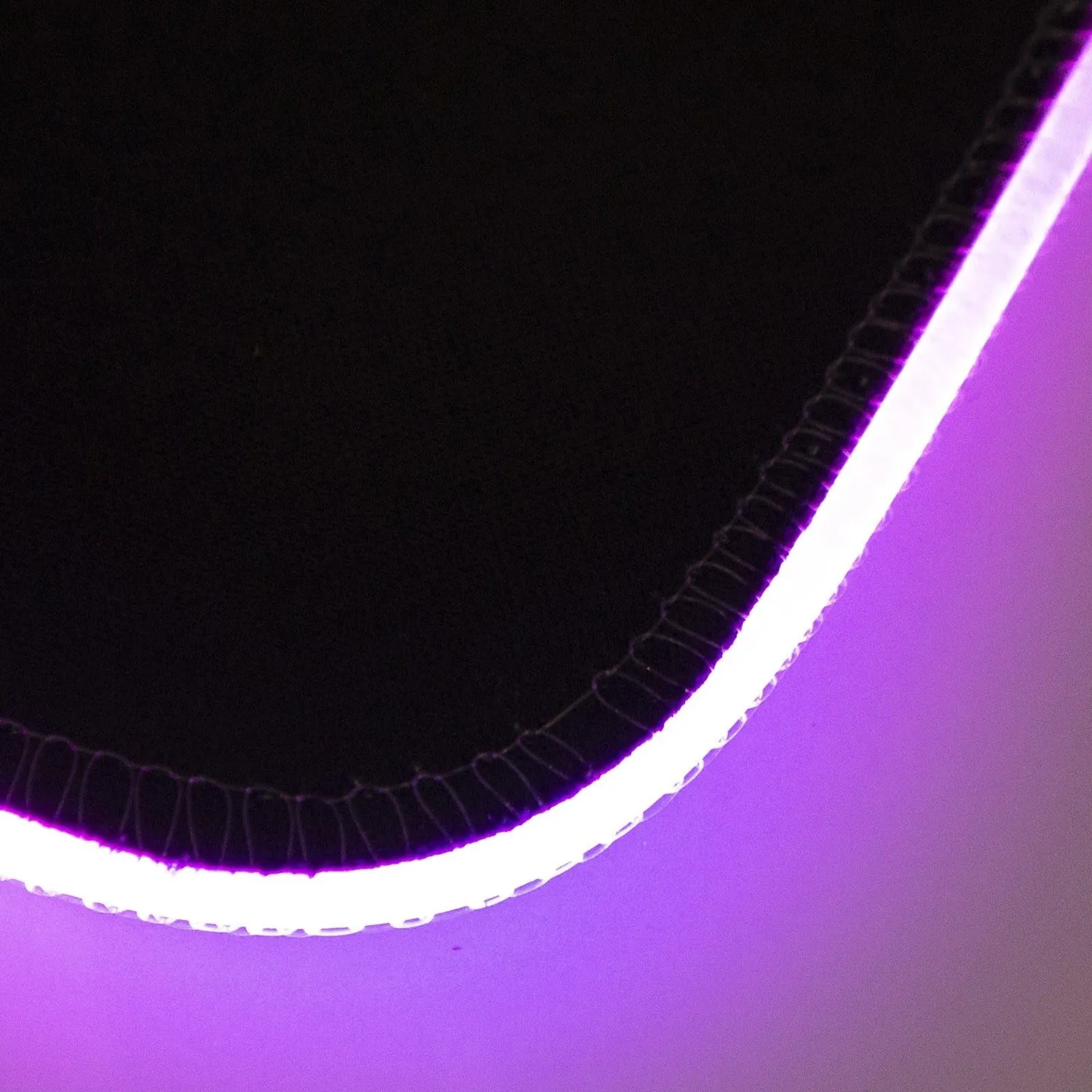 Kenable LED Gaming Mauspad Medium 250x350mm RGB