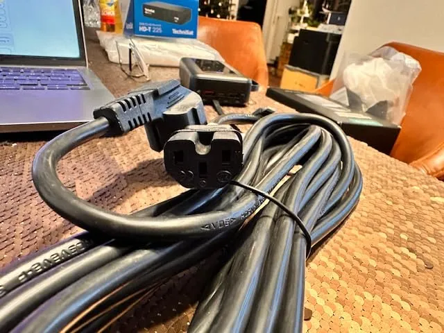 Good Connections P0150-S050 Netzkabel 5 m schwarz Warmgeräte