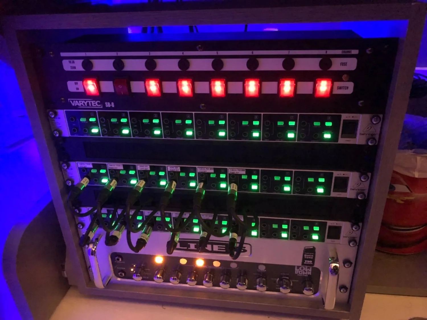 Kenable Bürstenpanel 1U 19 Zoll Kabelmanagement schwarz