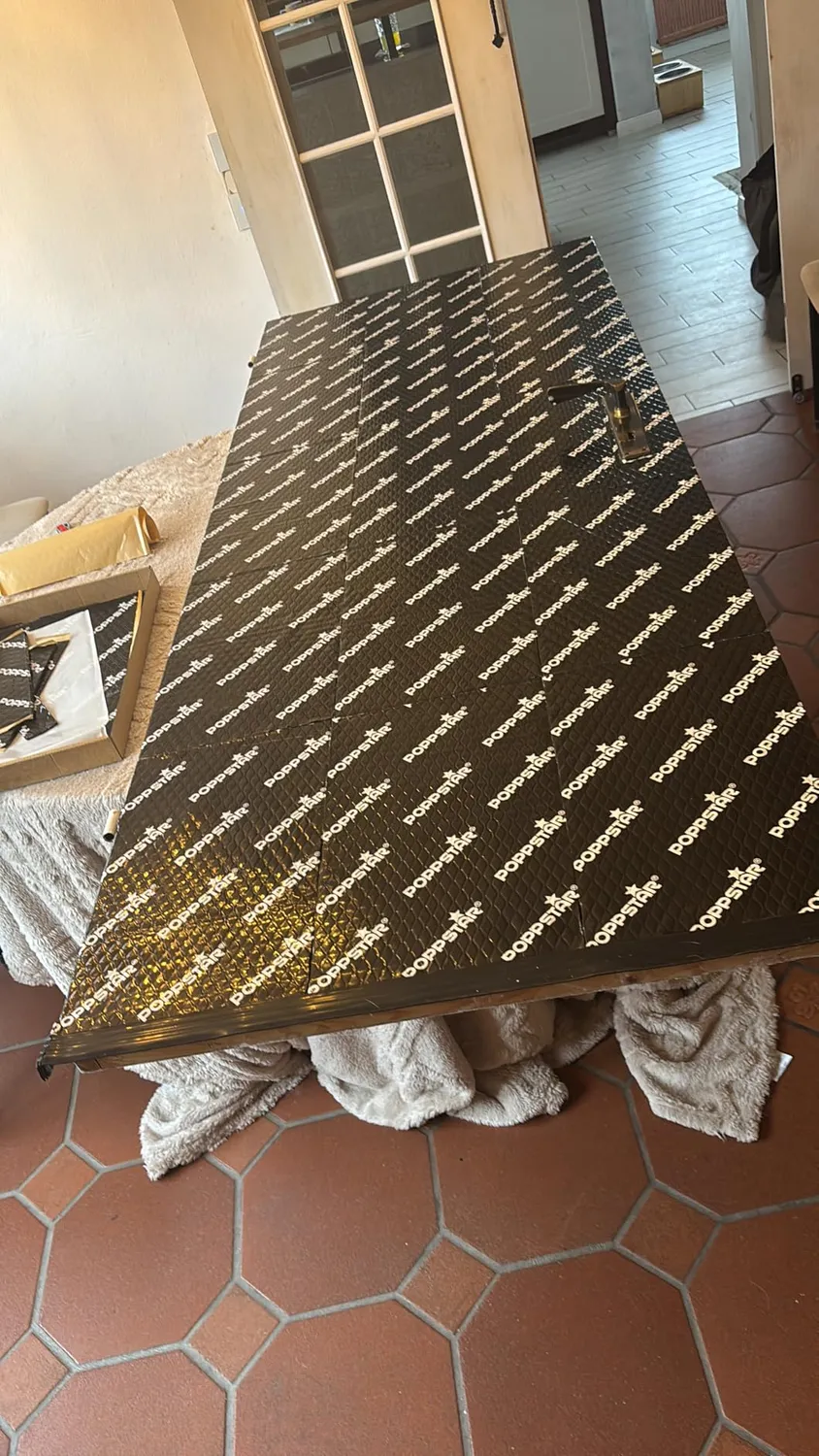 Poppstar Alubutyl Dämmmatte 2mm 1,7m² schwarz selbstklebend