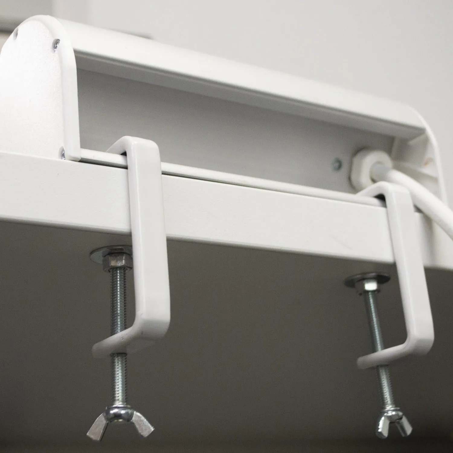 Kenable Tisch-PDU 2x UK + 2x USB Steckdosenleiste Weiß