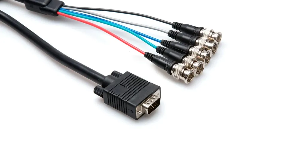 Hosa RGB-515FE VGA Breakout Kabel 4,6 m
