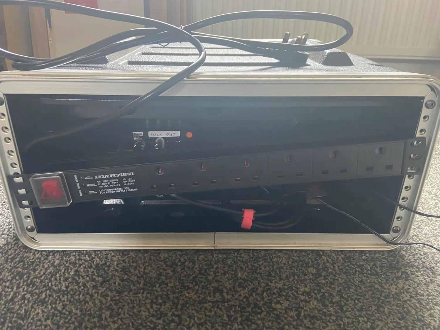 Kenable 6-fach Horizontal-Steckdosenleiste 19 Zoll 3 m Surge