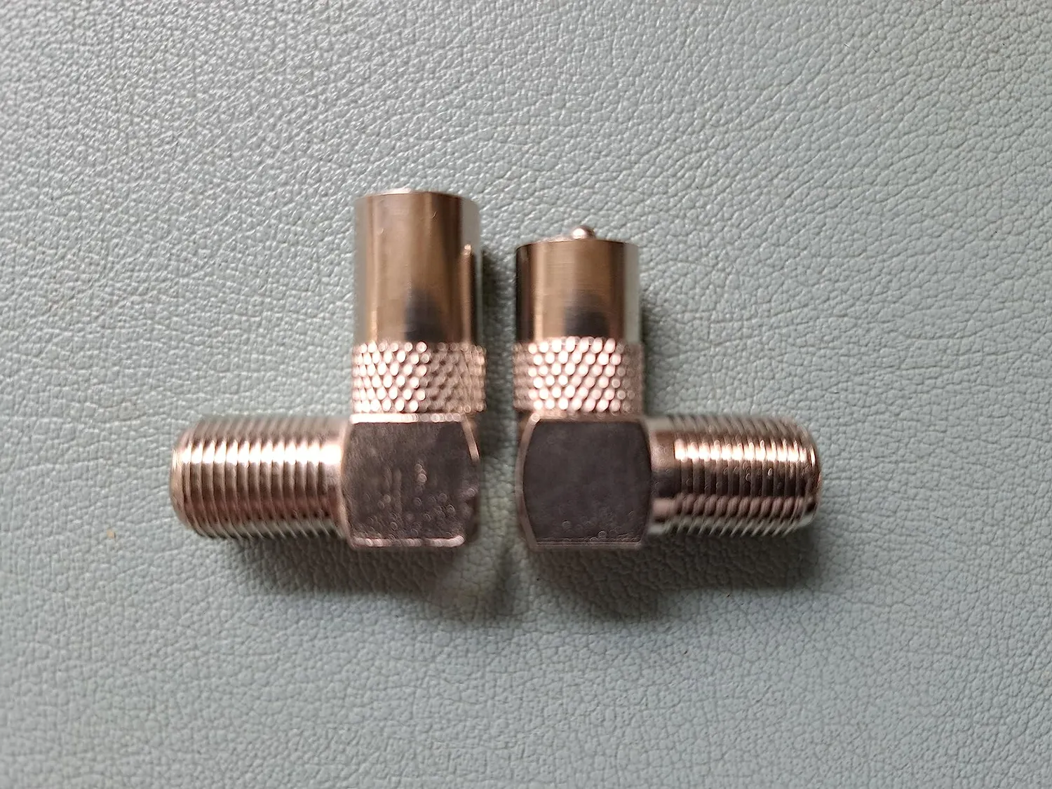 Poppstar SAT-Winkel-Adapter 90° F-Buchse IEC 2x
