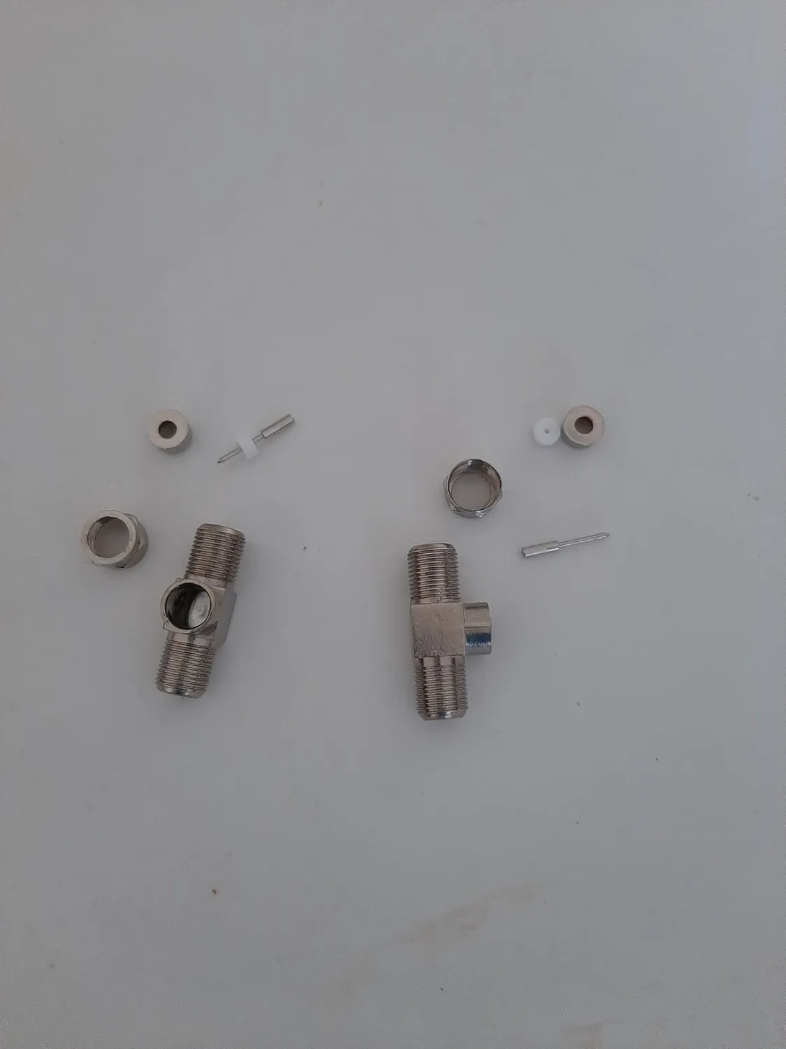 Poppstar SAT Verteiler T-Stück 2x F-Buchse Silber
