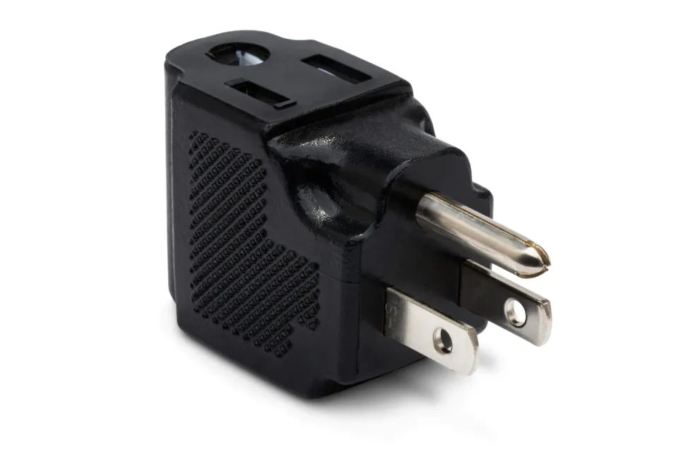 Hosa PWA-486 Stromadapter gewinkelt platzsparend