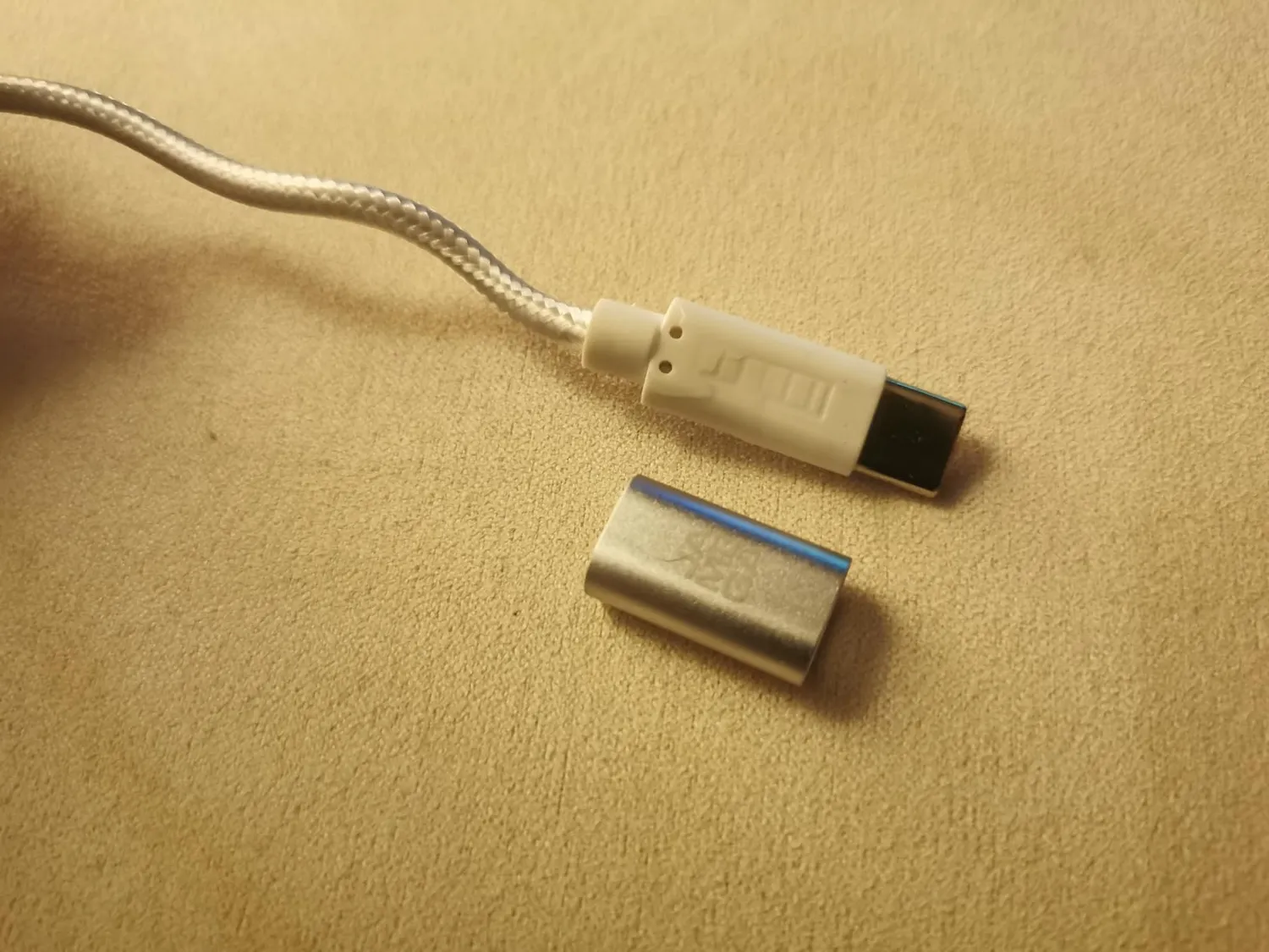 JAMEGA USB-C Ladekabel 0,5m Gold Nylon 3A Fast Charge