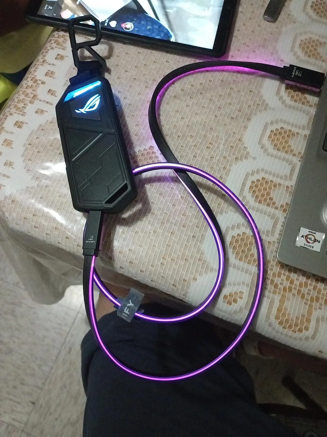 Vivify Aceso W10 USB-C Kabel 10Gbit 1m lila