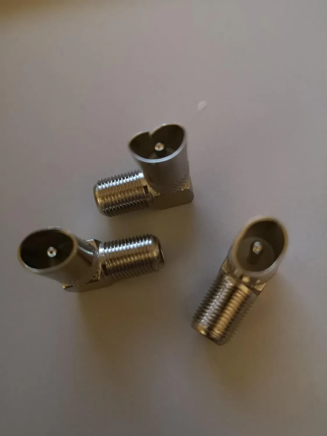 Poppstar SAT-Winkel-Adapter 90° F-Buchse IEC 2x