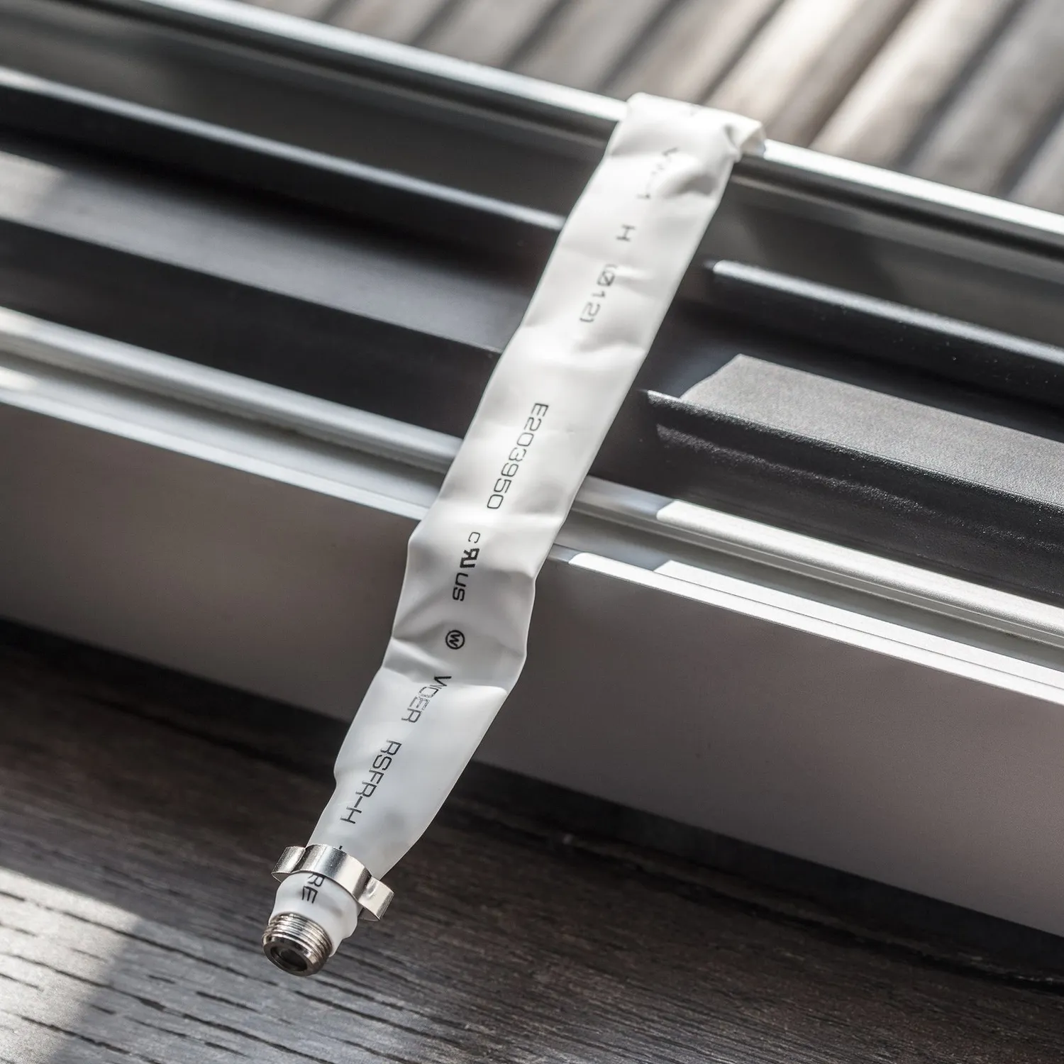 Poppstar SAT Fensterdurchführung 31,5cm 2er-Pack weiß flach
